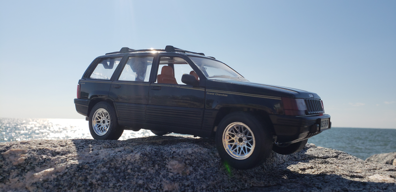 Illustration for article titled Jeep Grand CherokeeĀ
